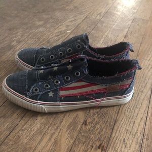 Women’s Blowfish Malibu Patriotic Sneakers Size 10
